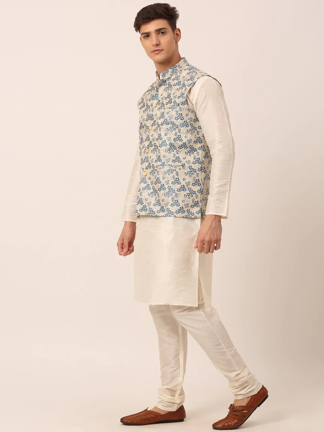 Men's Solid Kurta Pyjama With Blue Floral Embroidered Nehru Jacket( JOKPWC W-D 4042Blue )