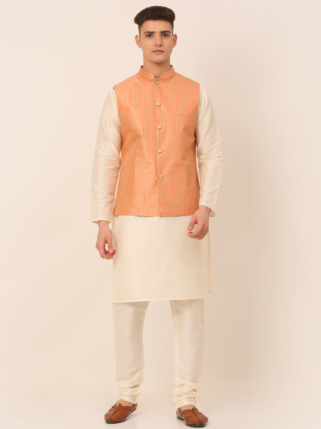 Men's Solid Kurta Pyjama With Striped Embroidered Nehru Jacket ( JOKPWC W-D 4043Peach )