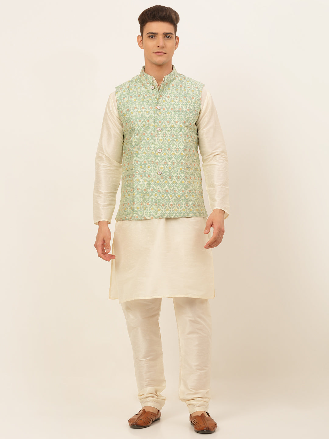 Men's Solid Kurta Pyjama With Nehru Jacket ( JOKPWC W-D 4047Green )