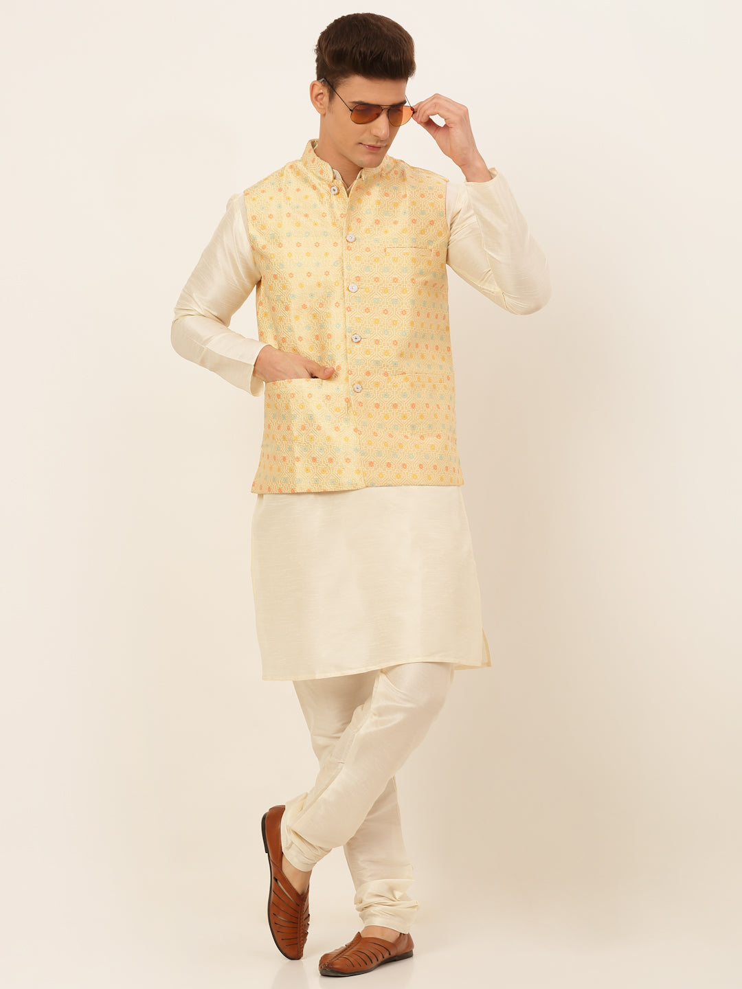 Men's Solid Kurta Pyjama With Nehru Jacket ( JOKPWC W-D 4047Yellow )
