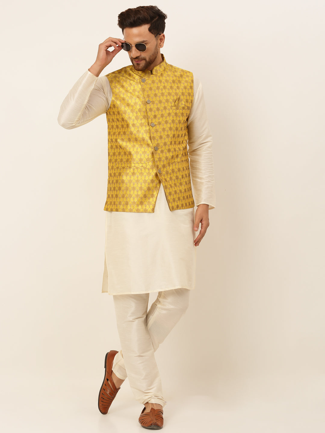 Men's Solid Kurta Pyjama With Nehru Jacket ( JOKPWC W-D 4048Mustard )