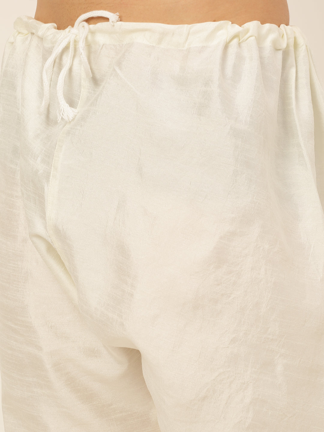 Men's Solid Kurta Pyjama With Nehru Jacket ( JOKPWC W-D 4048Silver )