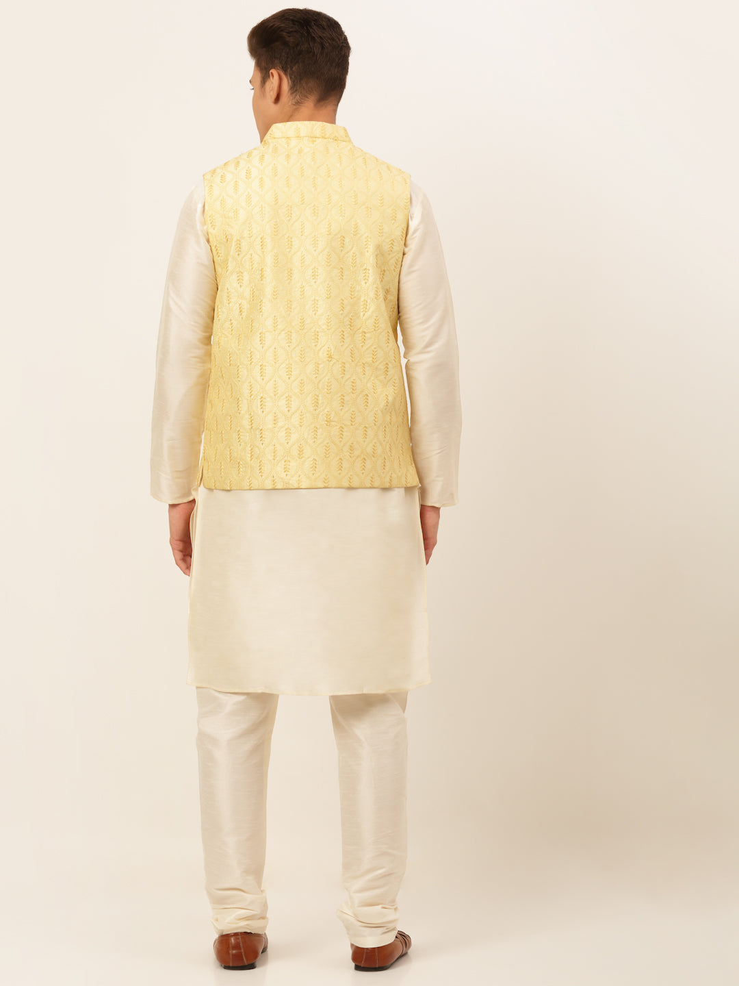 Men's Solid Kurta Pyjama With Nehru Jacket ( JOKPWC W-D 4049Golden )