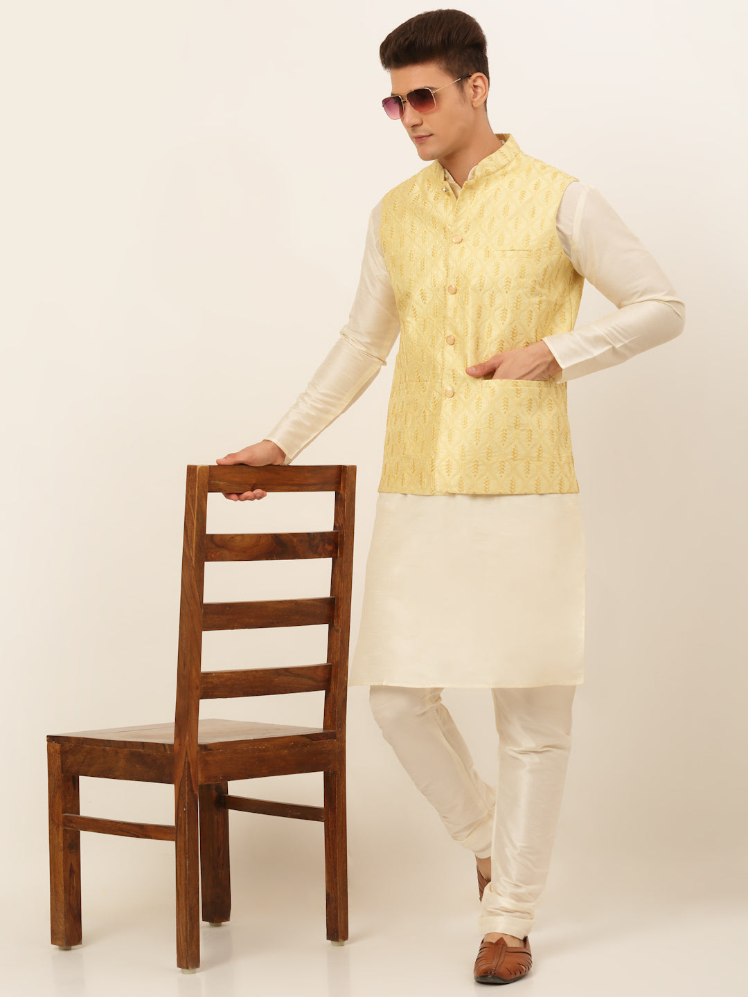 Men's Solid Kurta Pyjama With Nehru Jacket ( JOKPWC W-D 4049Golden )