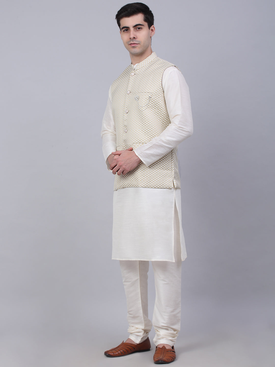Men's Solid Kurta Pyjama With Woven Design Nehru Jacket ( JOKPWC W-D 4066Beige )