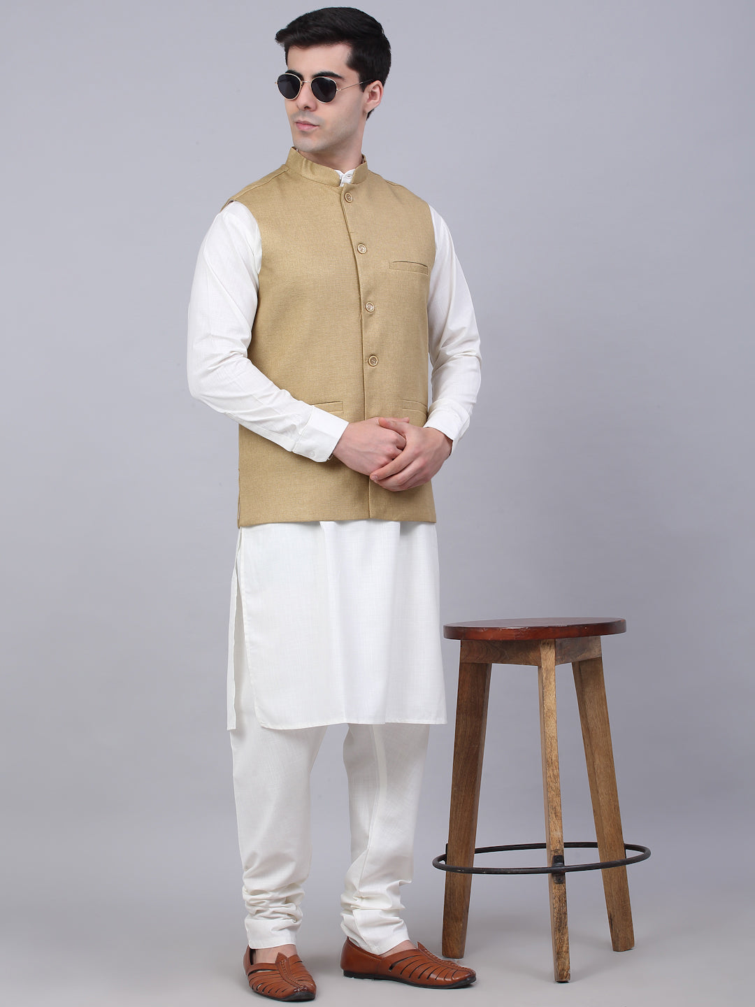 Men's Solid Kurta Pyjama With Nehru Jacket ( JOKPWC W-F 4046Beige )