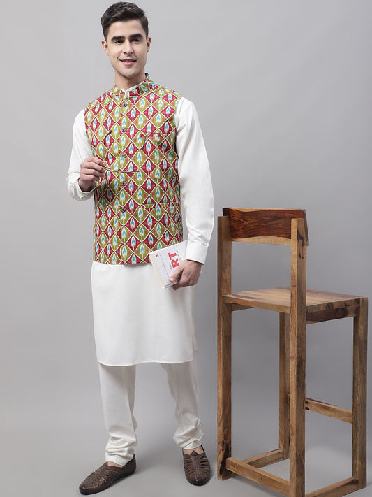 Men off-White Solid Kurta Pyjama with  Olive Printed Nehru Jacket ( JOKPWC W-F 4070 Olive )