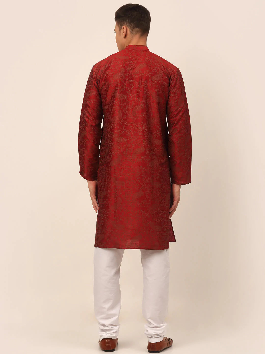 Men Maroon Paisley Printed Kurta with Pyjama ( JOKP 667 Maroon )