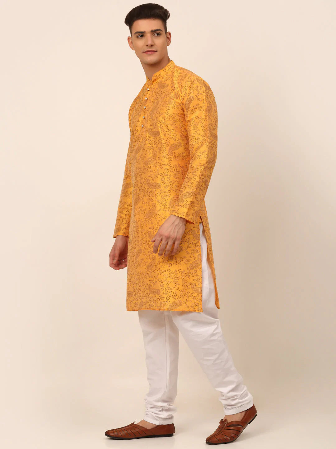 Men Mustard Paisley Printed Kurta with Pyjama ( JOKP 667 Mustard )