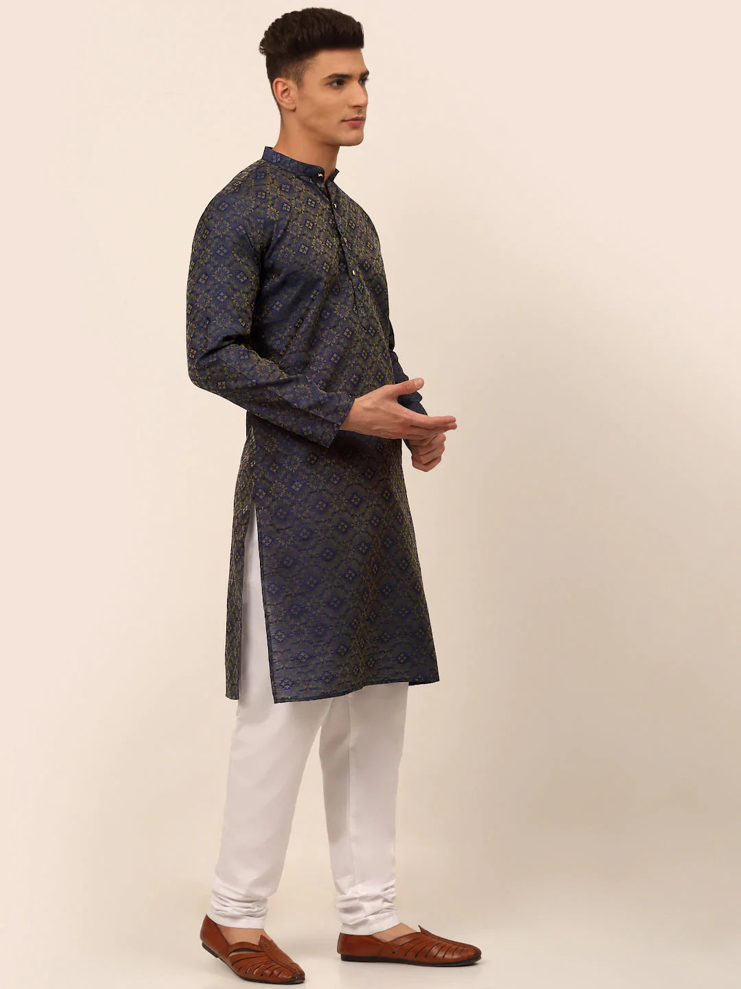 Men Navy Blue Floral Printed Kurta with Churidar ( JOKP 669 Navy )