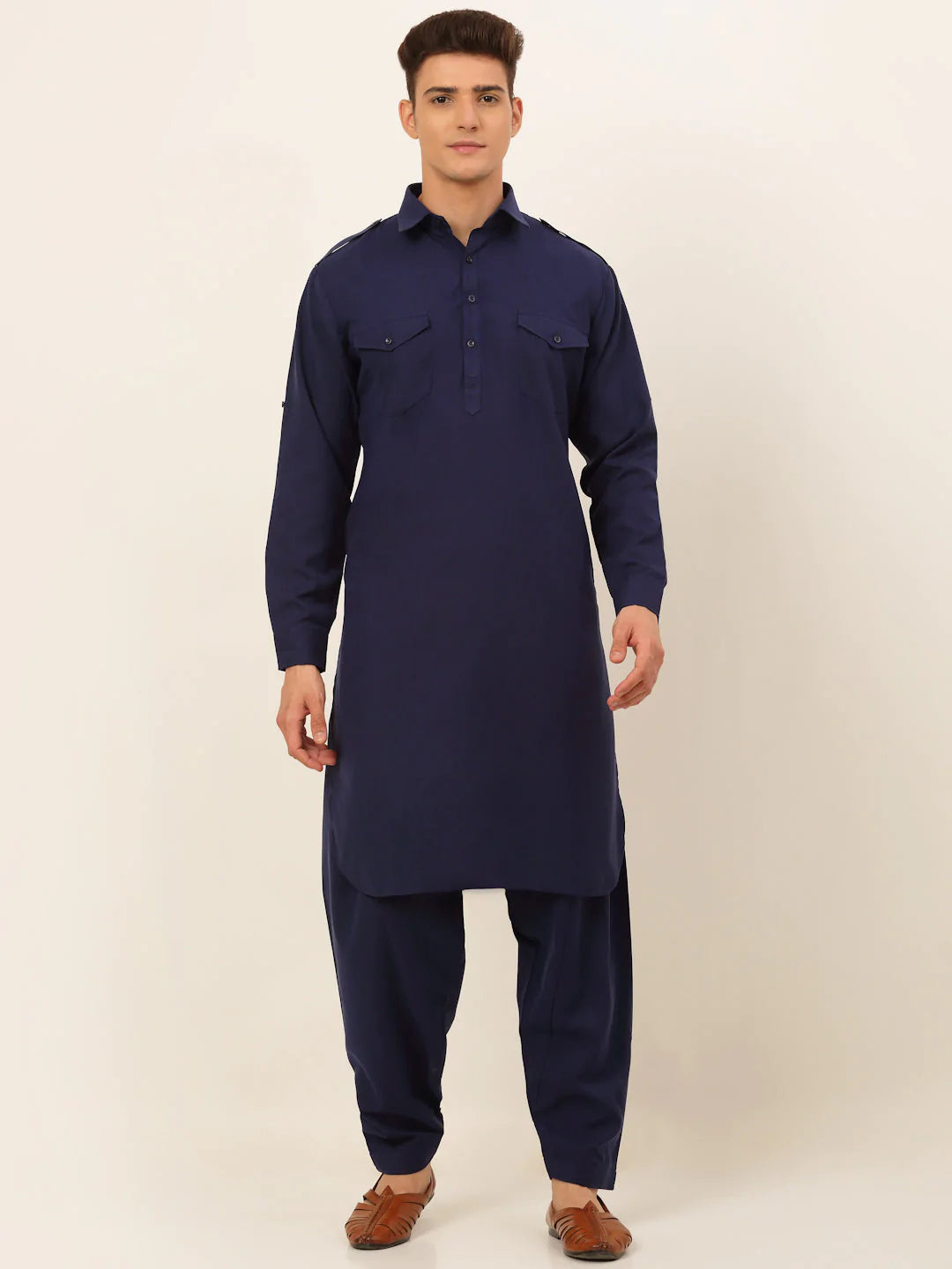 Men Navy Cotton Solid Pathani Kurta with Salwar ( JOKP 670 Navy )