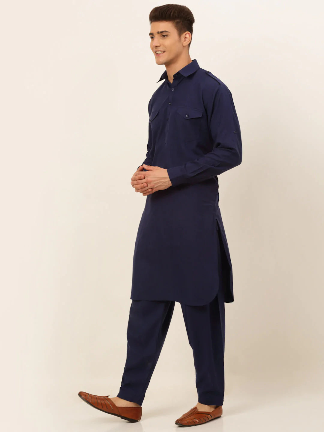 Men Navy Cotton Solid Pathani Kurta with Salwar ( JOKP 670 Navy )