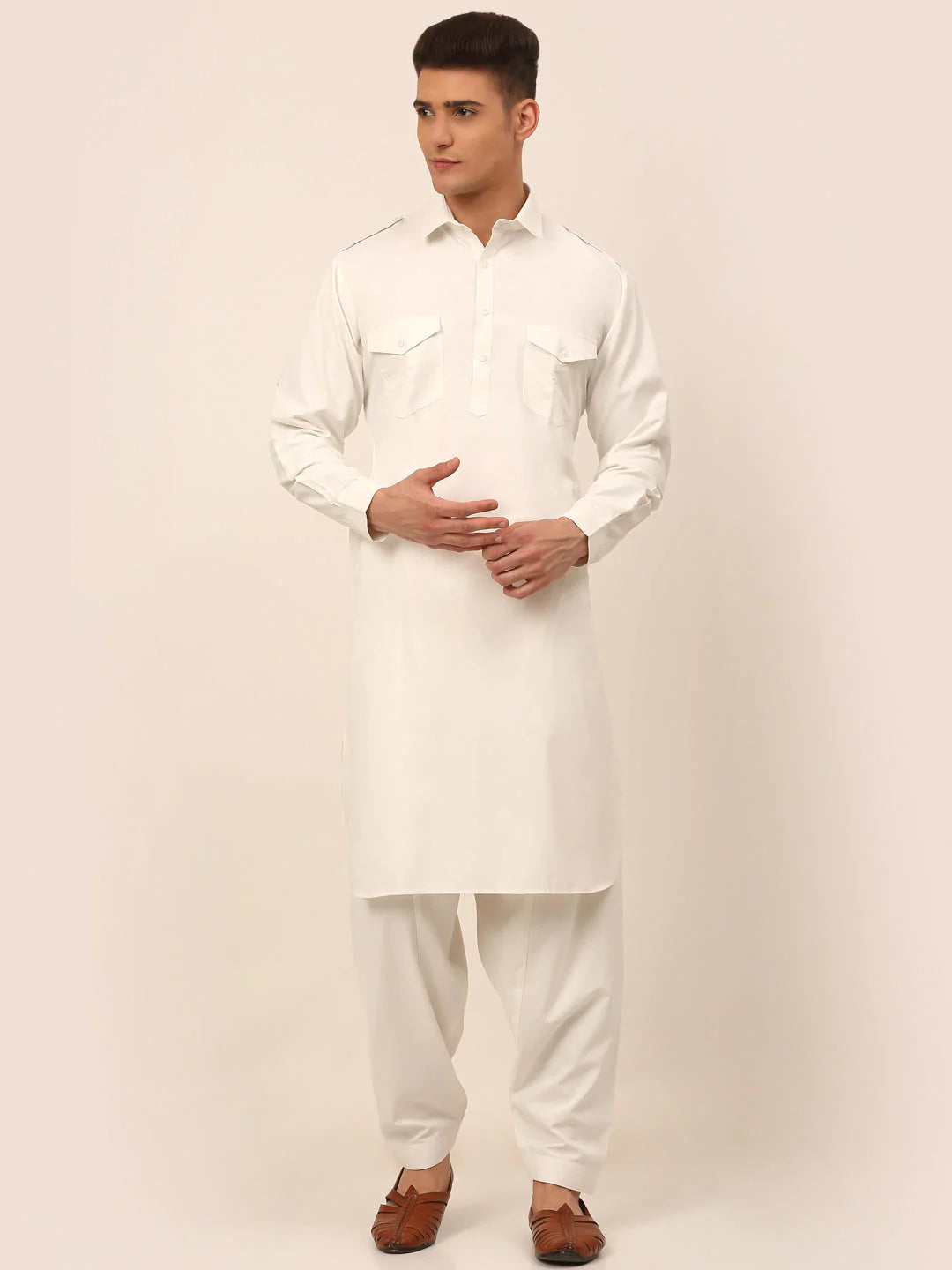 Men White Cotton Solid Pathani Kurta with Salwar ( JOKP 670 White )