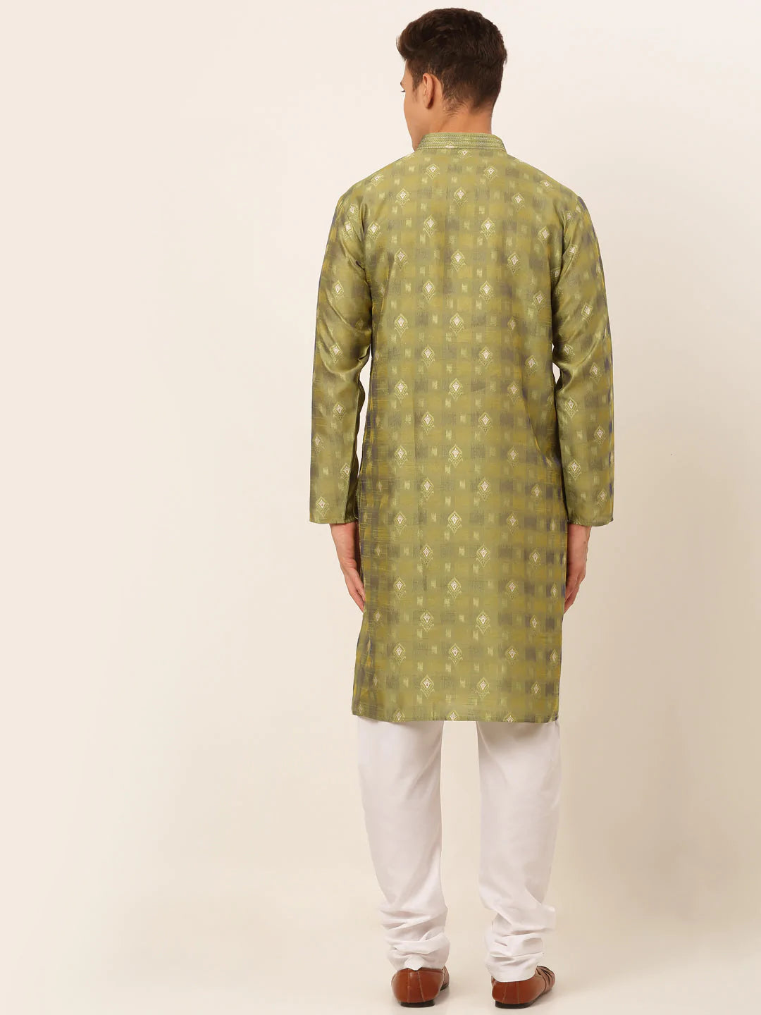 Jompers Men's Green Collar Embroidered Woven Design Kurta Pajama ( JOKP 672 Green )