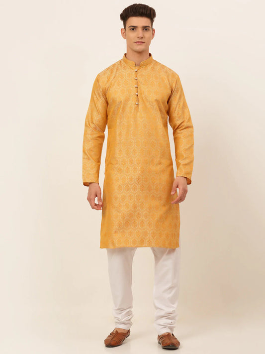 Jompers Men's Silver and Golden Woven Design Kurta Pajama ( JOKP 674 Golden )