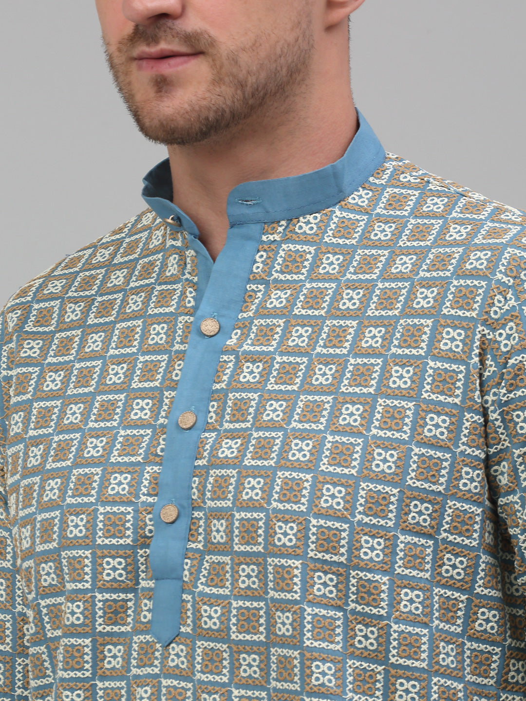 Men's Blue Embroidered Kurta with Pyjama.