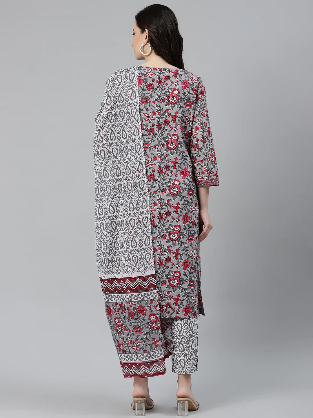 Women Grey & Magenta Block Print Pure Cotton Kurta with Trousers & Dupatta ( JOKS D18Gry 1372 Grey )