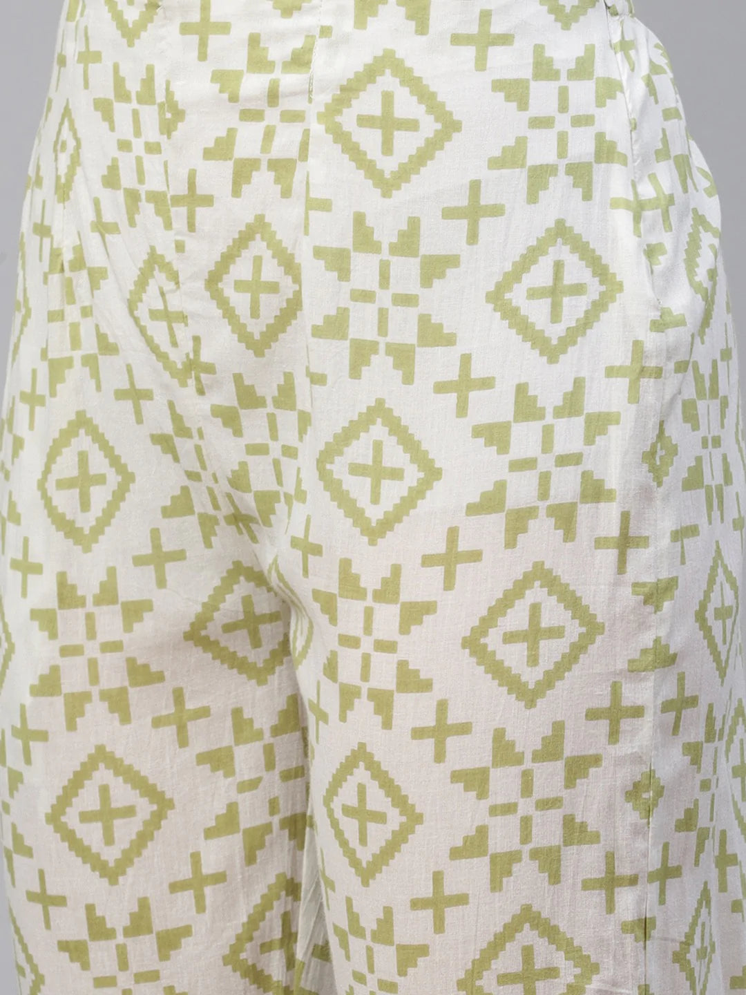 Women Green Ethnic Motifs Printed Pure Cotton Kurta with Trousers & Dupatta ( JOKS D24G 1402 Green )