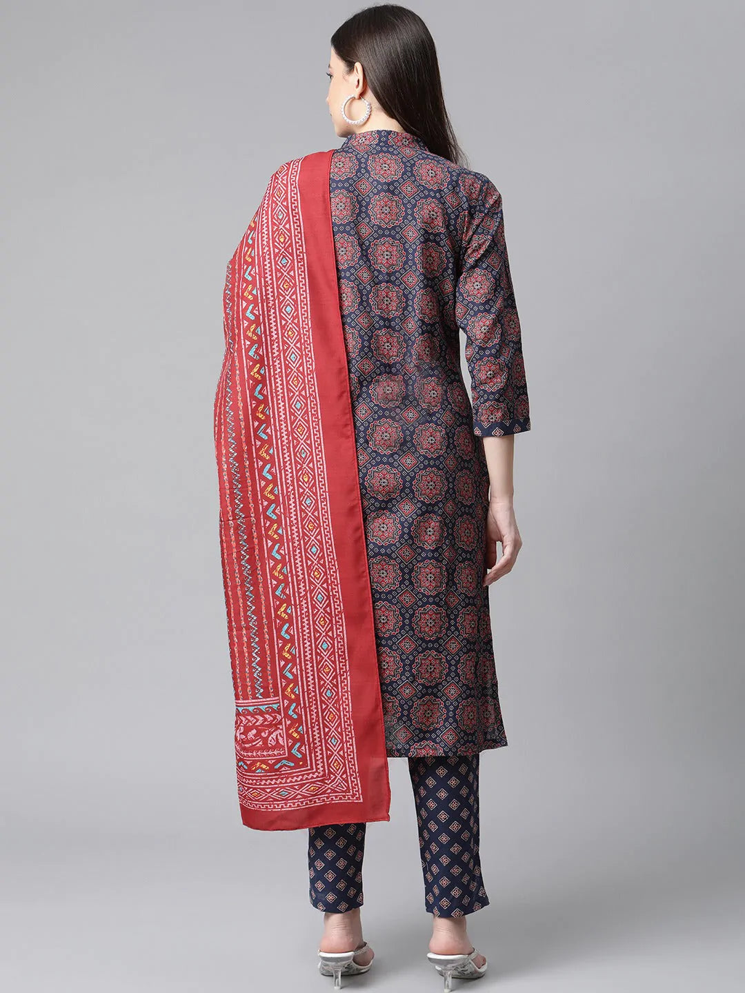 Women Blue & Maroon Printed Regular Pure Cotton Kurta with Trousers & With Dupatta ( JOKS D26R 1410 Blue )