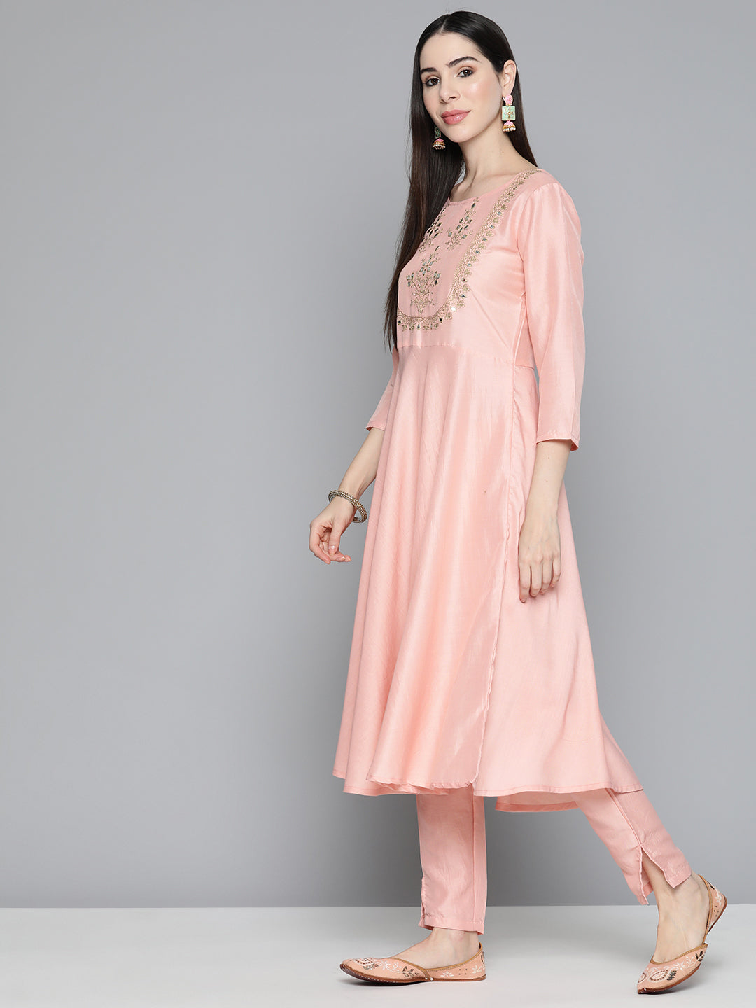 Peach Floral Embroidered Mirror Work Kurta with Trousers & With Dupatta ( JOKS D34W 1490 Peach )
