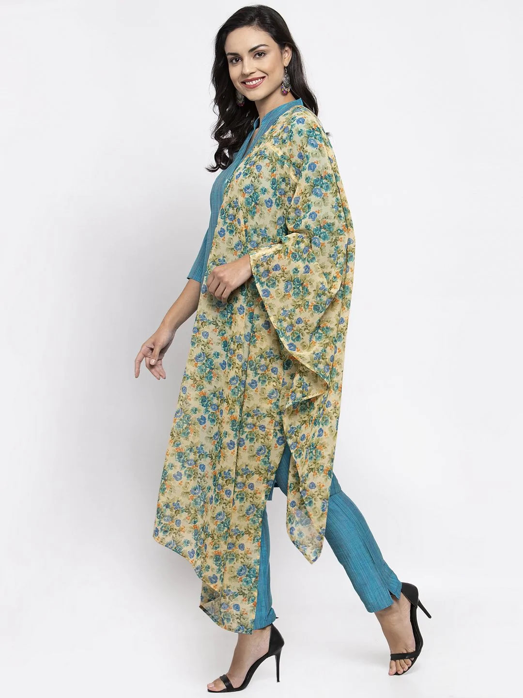 Jompers Women Blue & Green Self-Striped Kurta with Trousers & Floral Georgette Dupatta ( JOKS D3B 1310 Blue )
