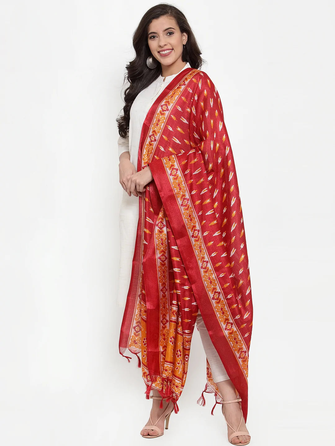 Jompers Women Off-White Solid Kurta with Trousers & Dupatta (JOKS D8R 1332 Off-White)