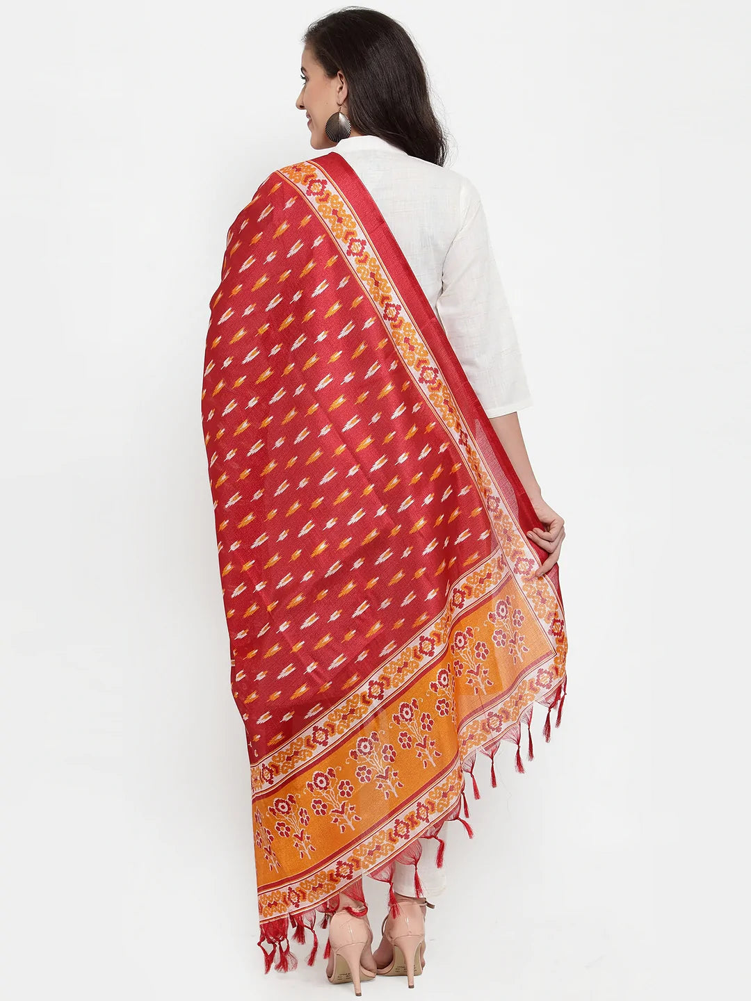 Jompers Women Off-White Solid Kurta with Trousers & Dupatta (JOKS D8R 1332 Off-White)