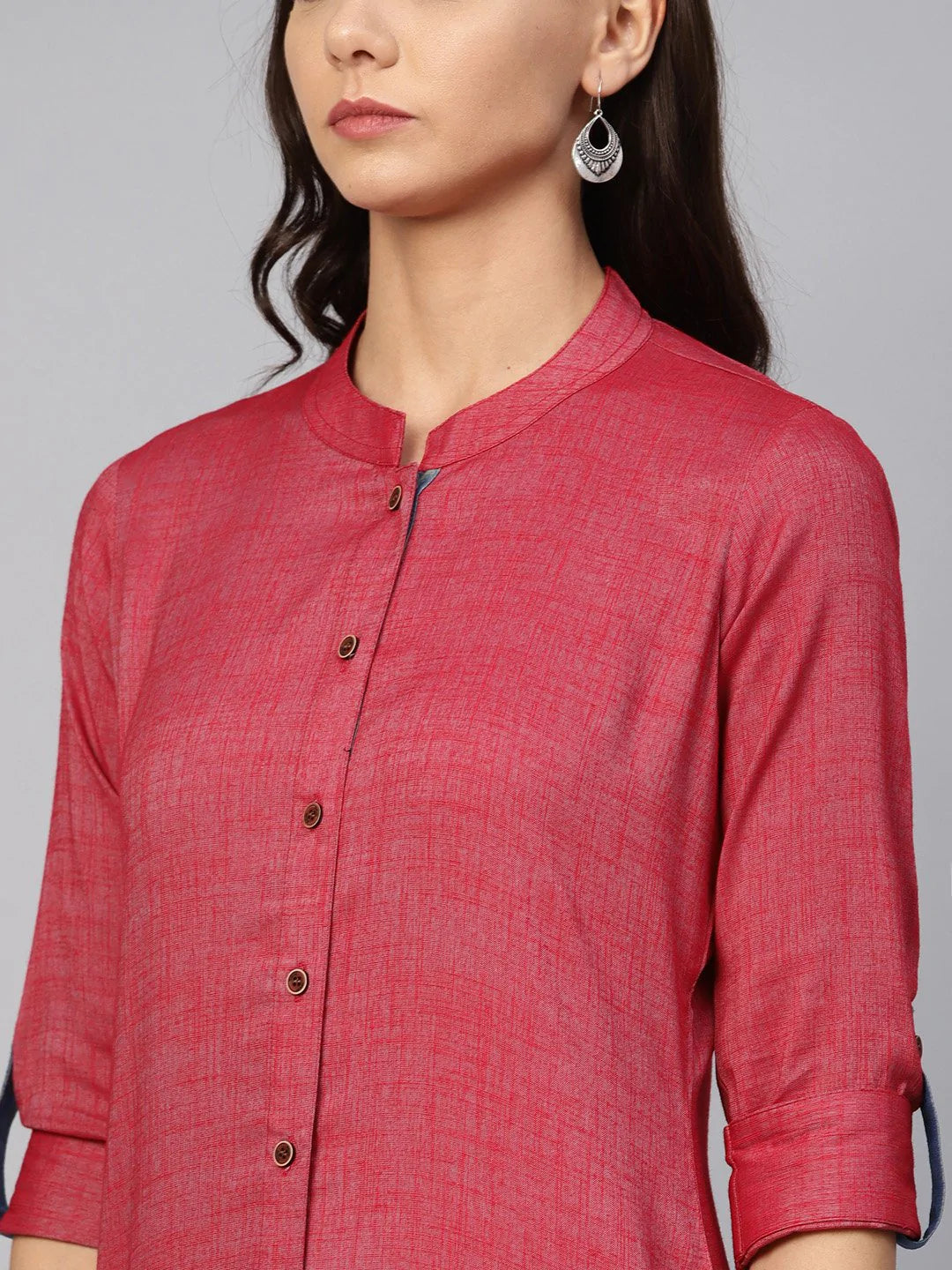 Jompers Women Maroon Woven Design Straight Rayon Kurta with Trousers ( JOKS OW 1227 Maroon )