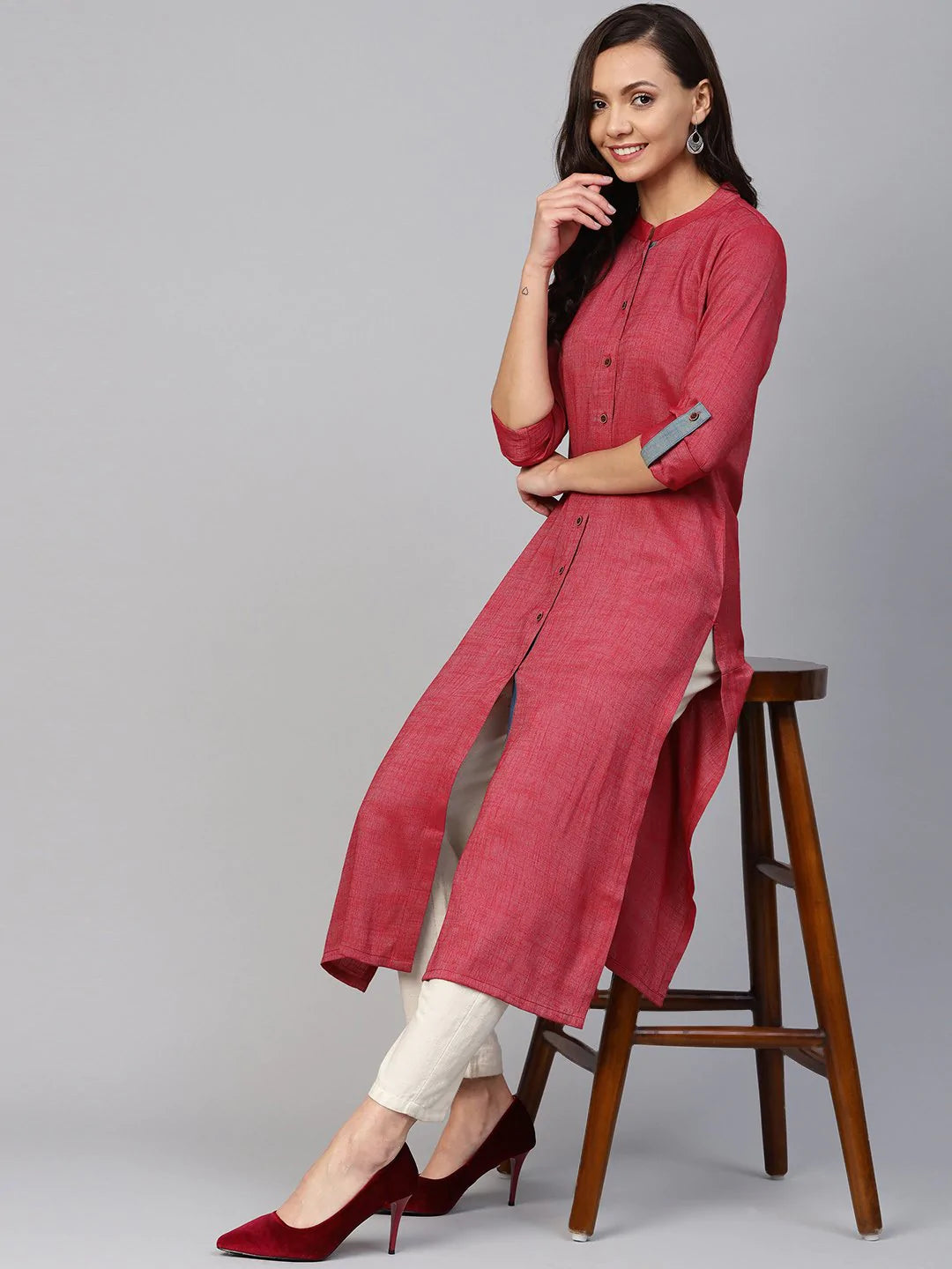 Jompers Women Maroon Woven Design Straight Rayon Kurta with Trousers ( JOKS OW 1227 Maroon )