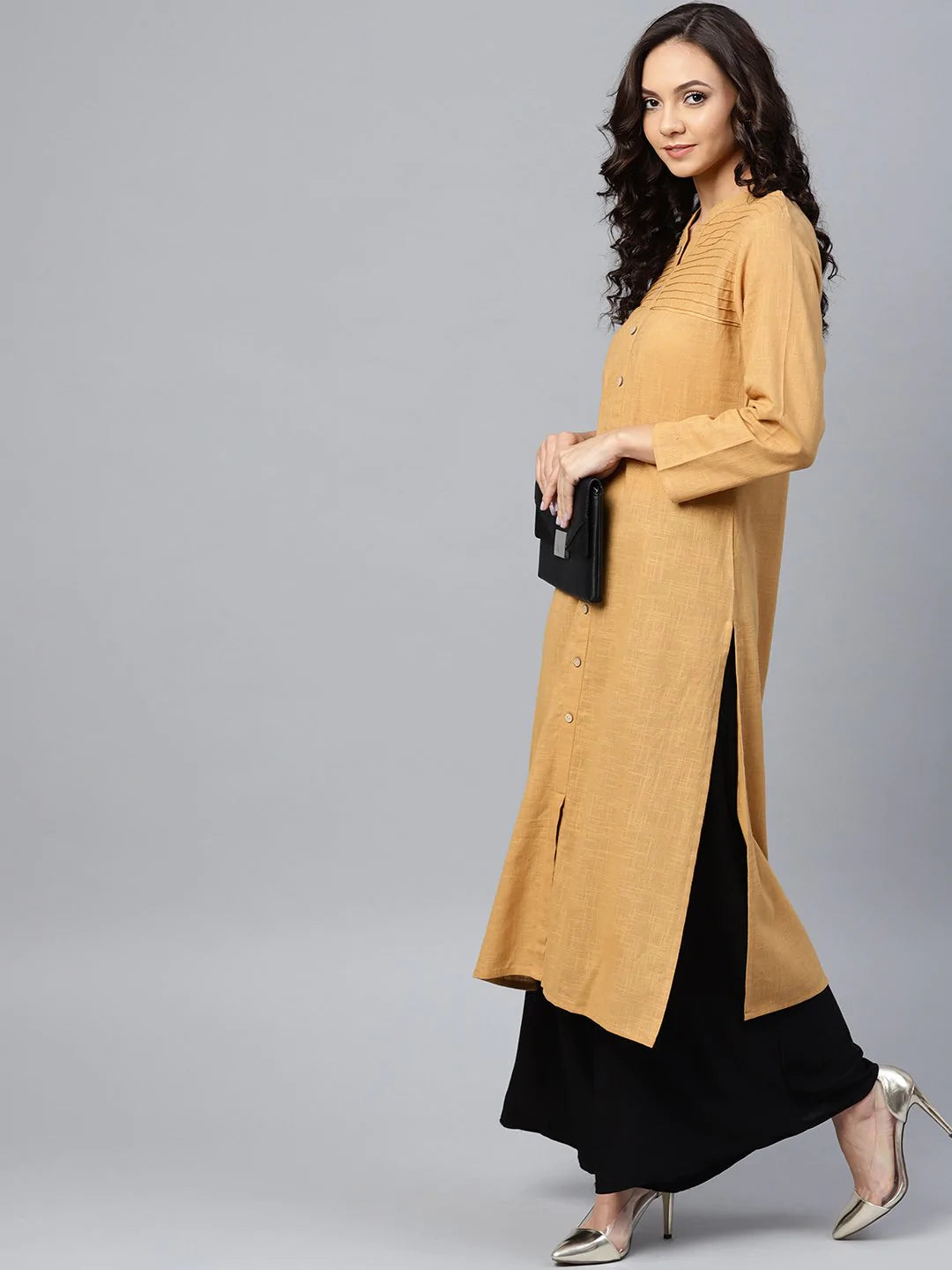 Jompers Women Beige Cotton Straight Kurta with Pintucks ( JOK 1237 Beige )