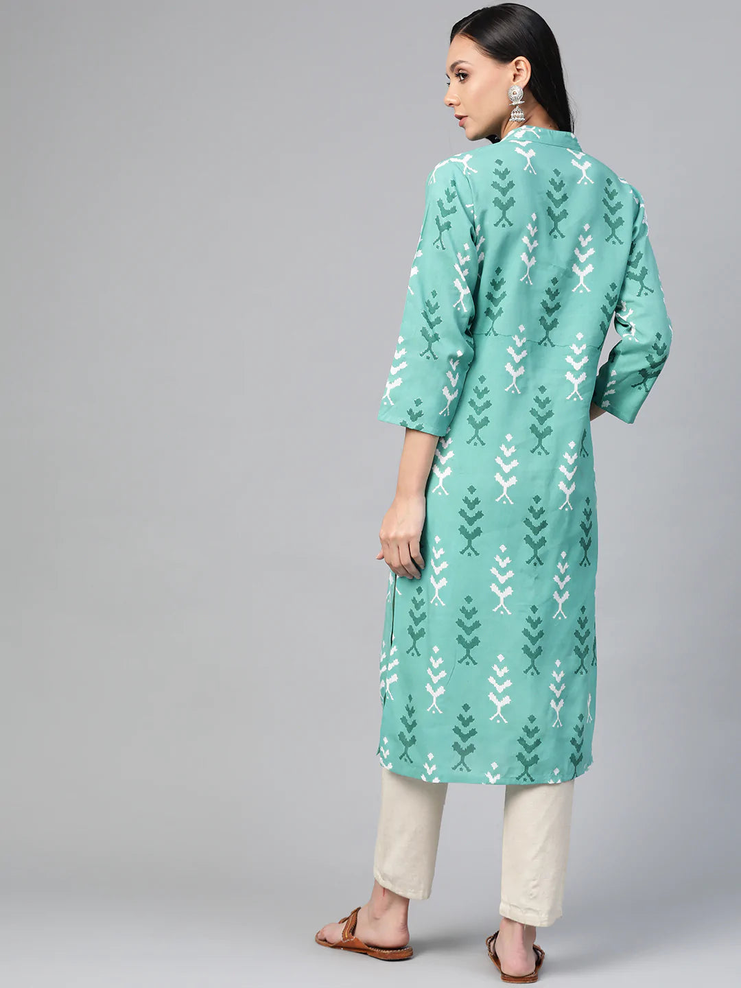 Jompers Women Green & White Ikkat Print Straight Kurta ( JOK 1270 Sky )