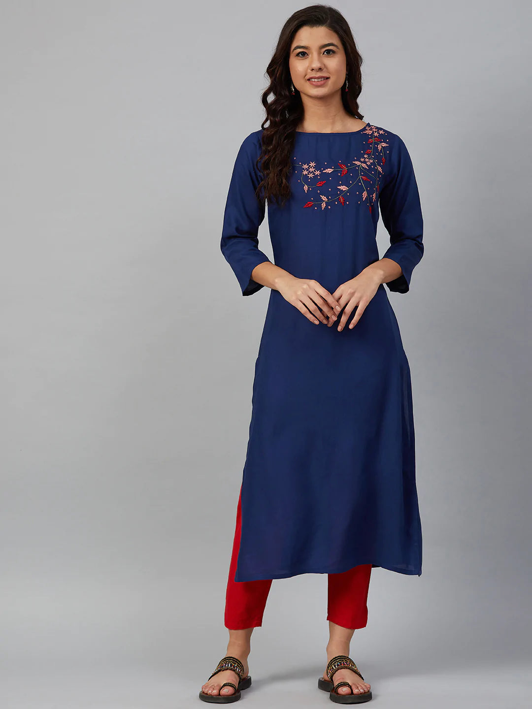 Jompers Women Blue & Pink Yoke Embroidered Straight Kurta ( JOK 1354 Blue )