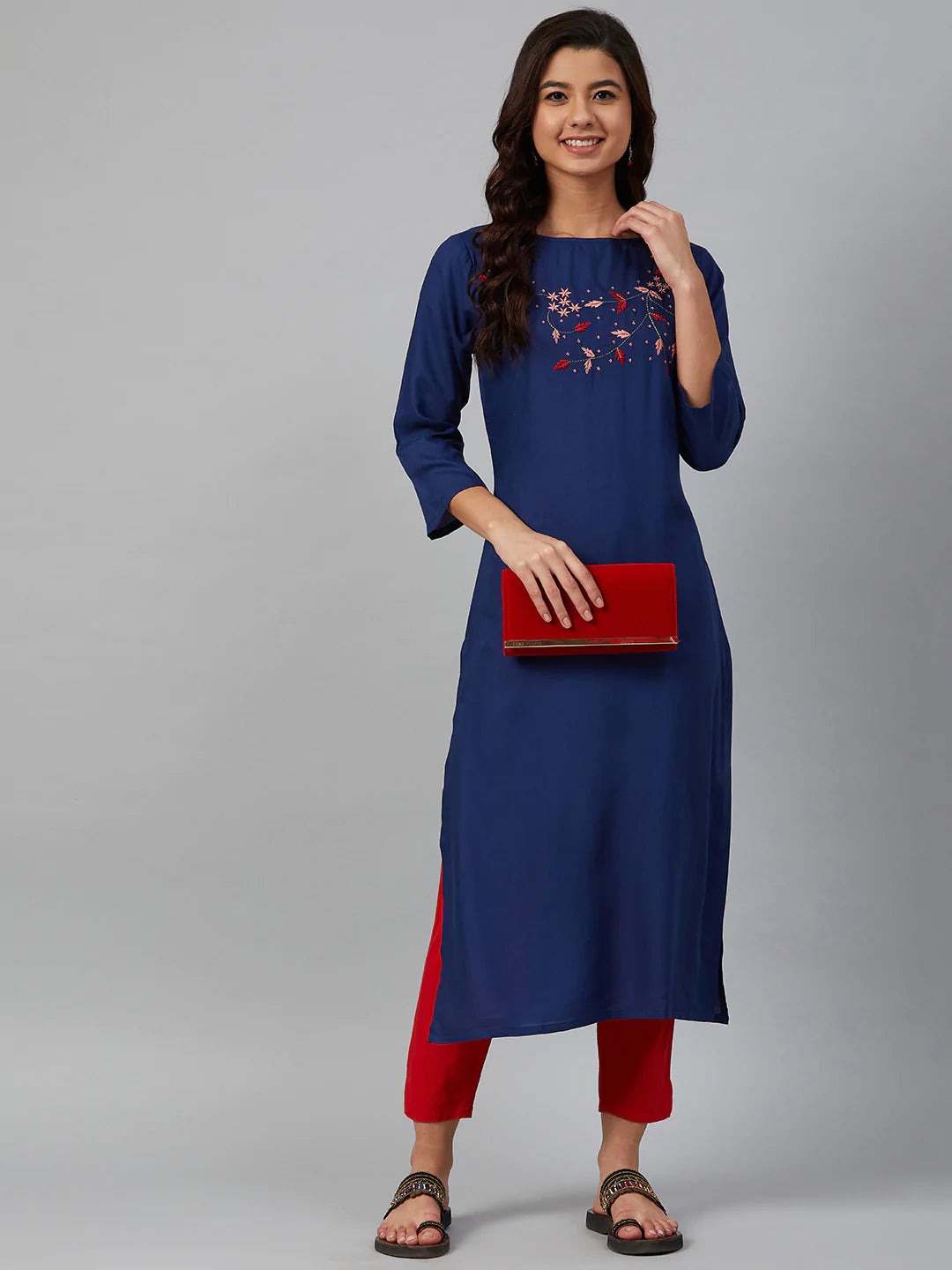 Jompers Women Blue & Pink Yoke Embroidered Straight Kurta ( JOK 1354 Blue )