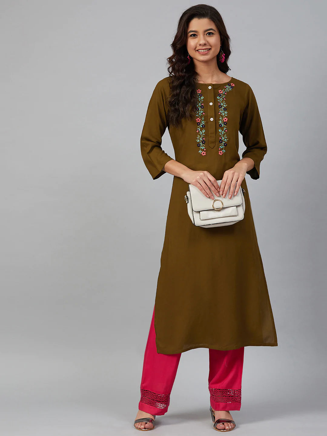 Jompers Women Olive Brown & Pink Yoke Embroidered Straight Kurta ( JOK 1355 Golden )