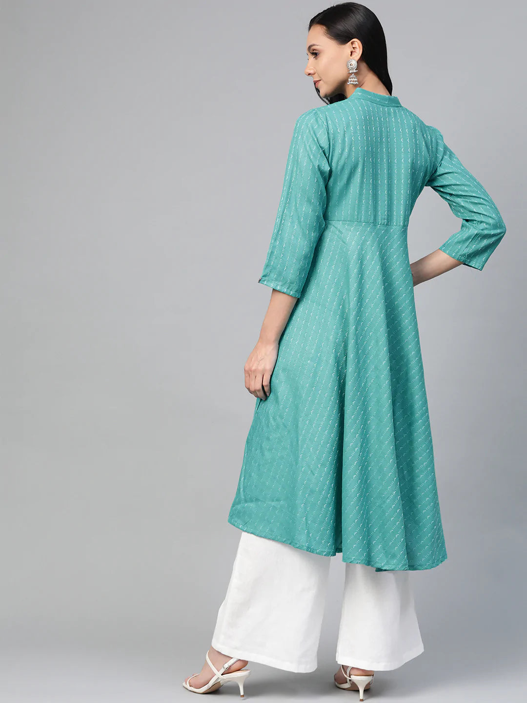 ompers Women Green & White Woven Design Jacquard A-Line Kurta ( JOK 1364 Rama )