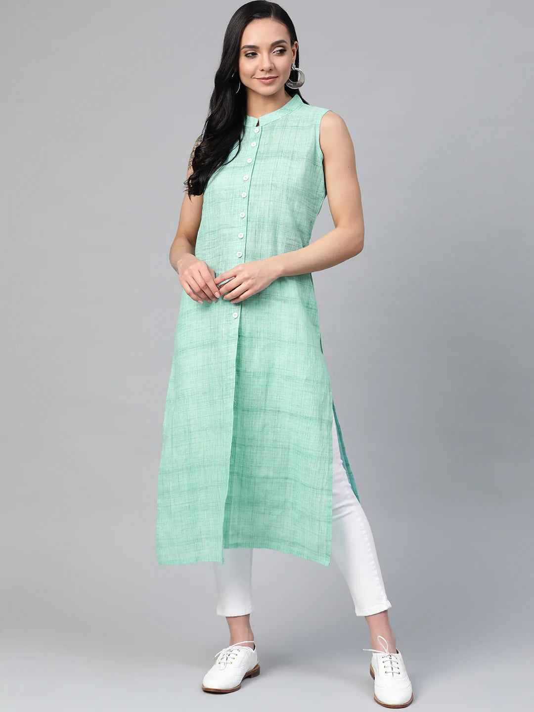 Jompers Women Green Pure Cotton Woven Design Straight Kurta ( JOK 1366 Green )