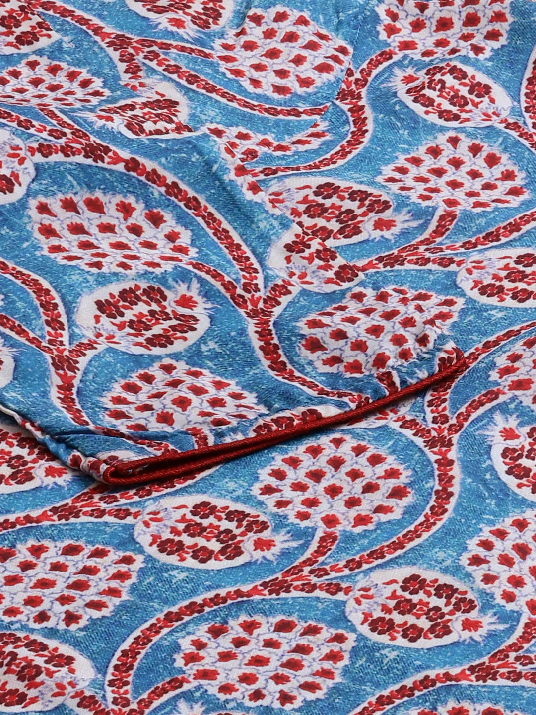 Jompers Women Blue & Red Ethnic Motifs Printed Keyhole Neck Kurta ( JOK 1367 Sky )