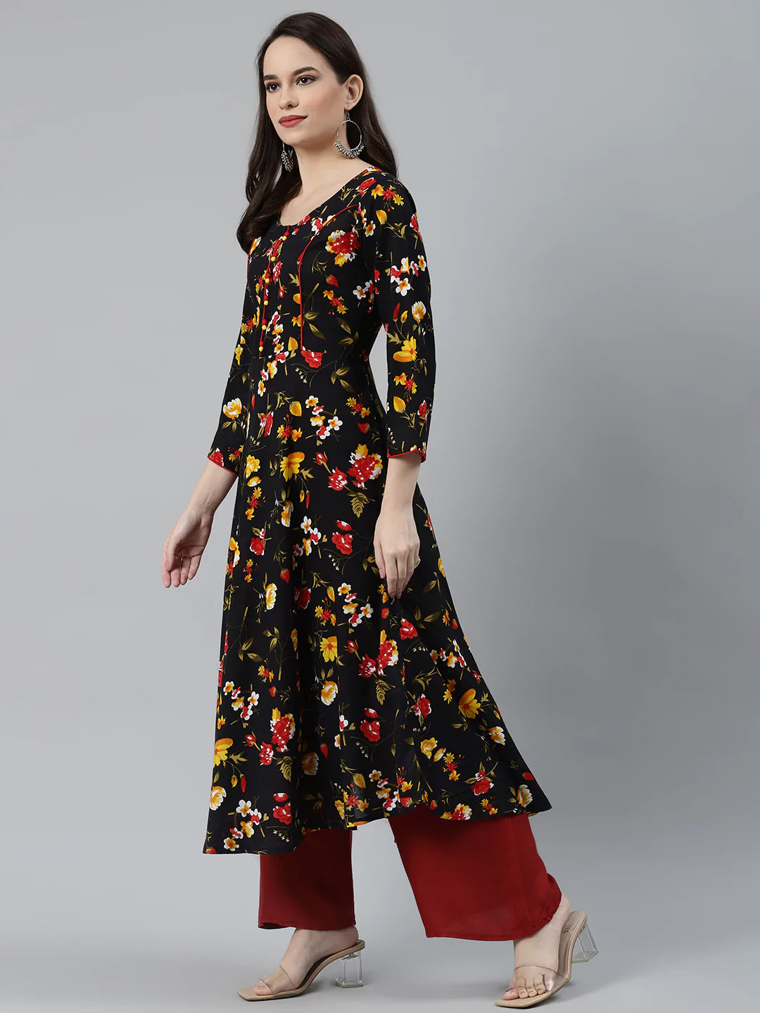 Jompers Women Black & Red Floral Printed Floral Anarkali Kurta ( JOK 1370 Black )