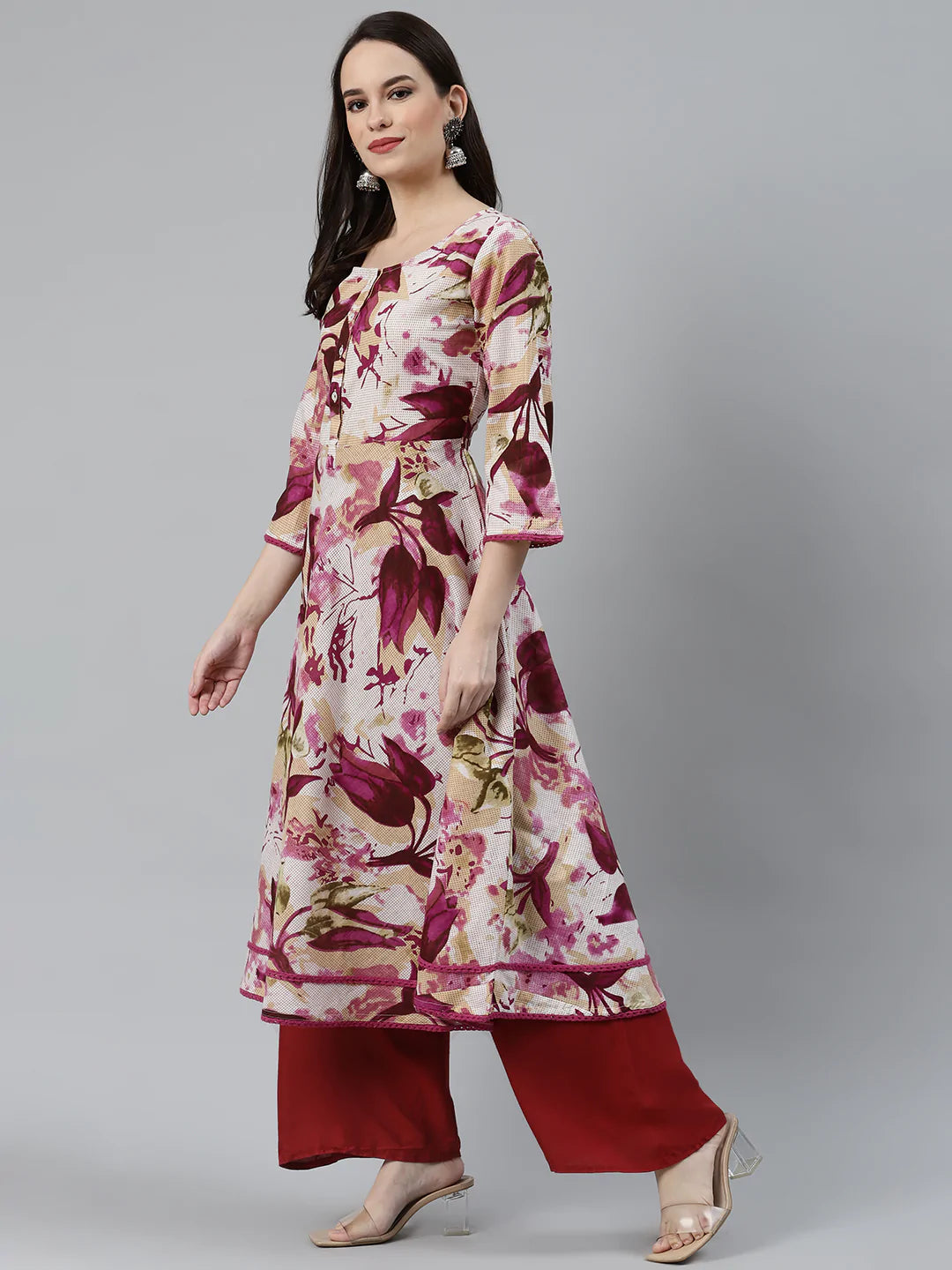 Jompers Women Off White & Purple Floral Printed Floral Anarkali Kurta ( JOK 1377 Purple )