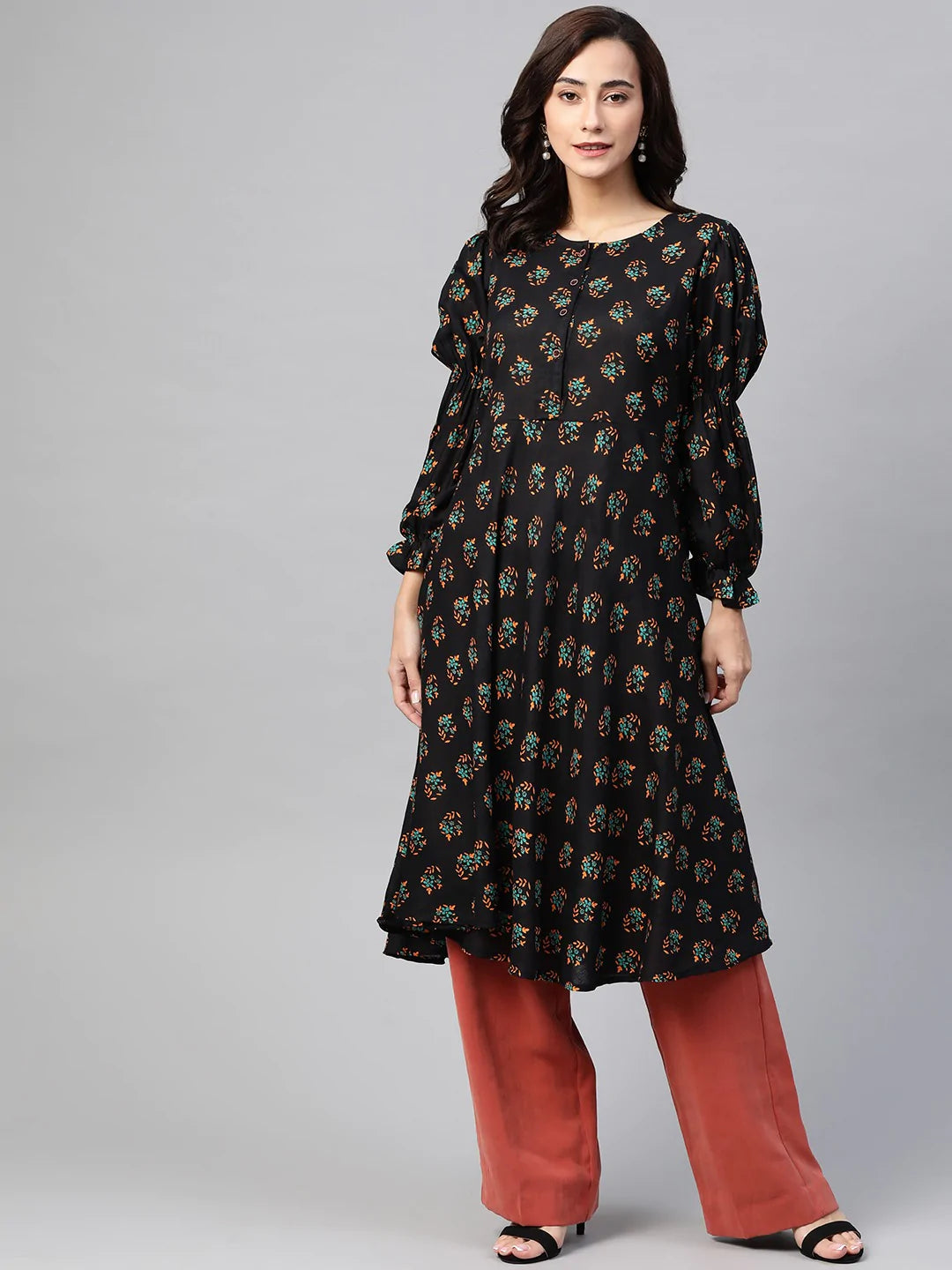 Jompers Women Black & Mustard Yellow Floral Printed A-Line Kurta ( JOK 1381 Black )