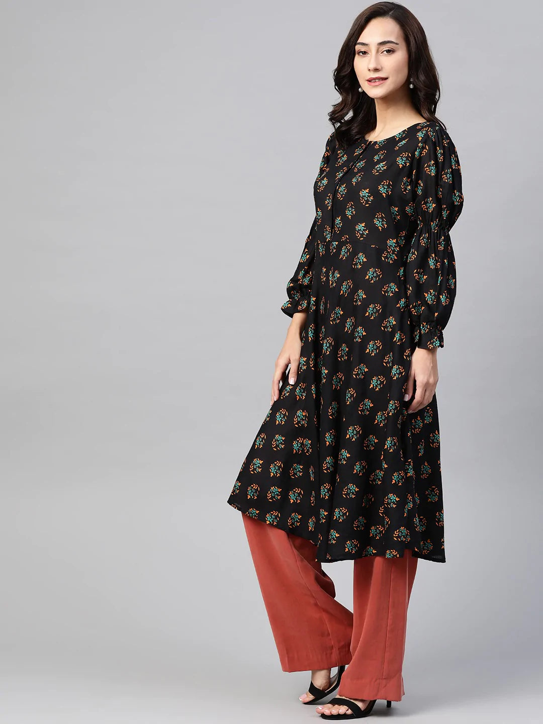 Jompers Women Black & Mustard Yellow Floral Printed A-Line Kurta ( JOK 1381 Black )