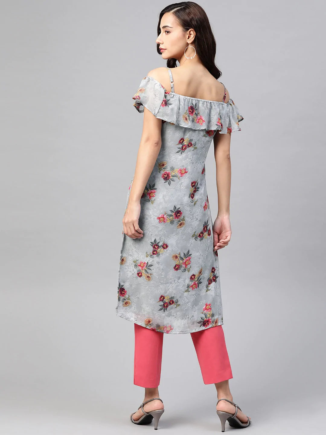 Jompers Women Grey & Pink Floral Printed Off-Shoulder Floral Kurta ( JOK 1397 Grey )