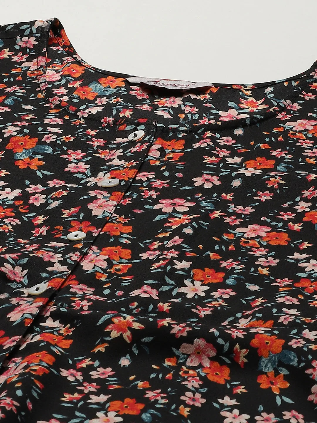 Jompers Women Black & Orange Floral Printed Floral Kurta ( JOK 1407 Black )