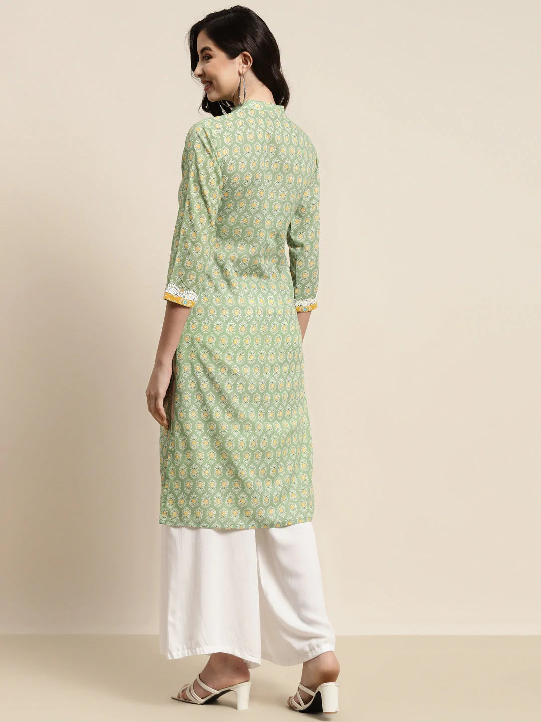 Ethnic Motifs Thread Work  Kurta ( JOK 1446 Green )
