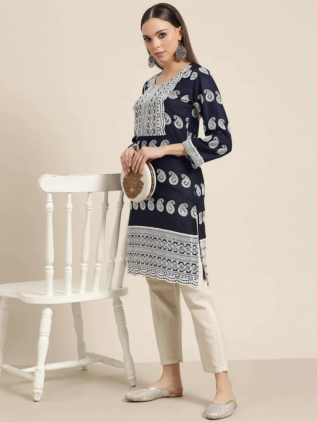 Women Paisley Embroidered Sequinned Chikankari Kurta ( JOK 1479 Navy )