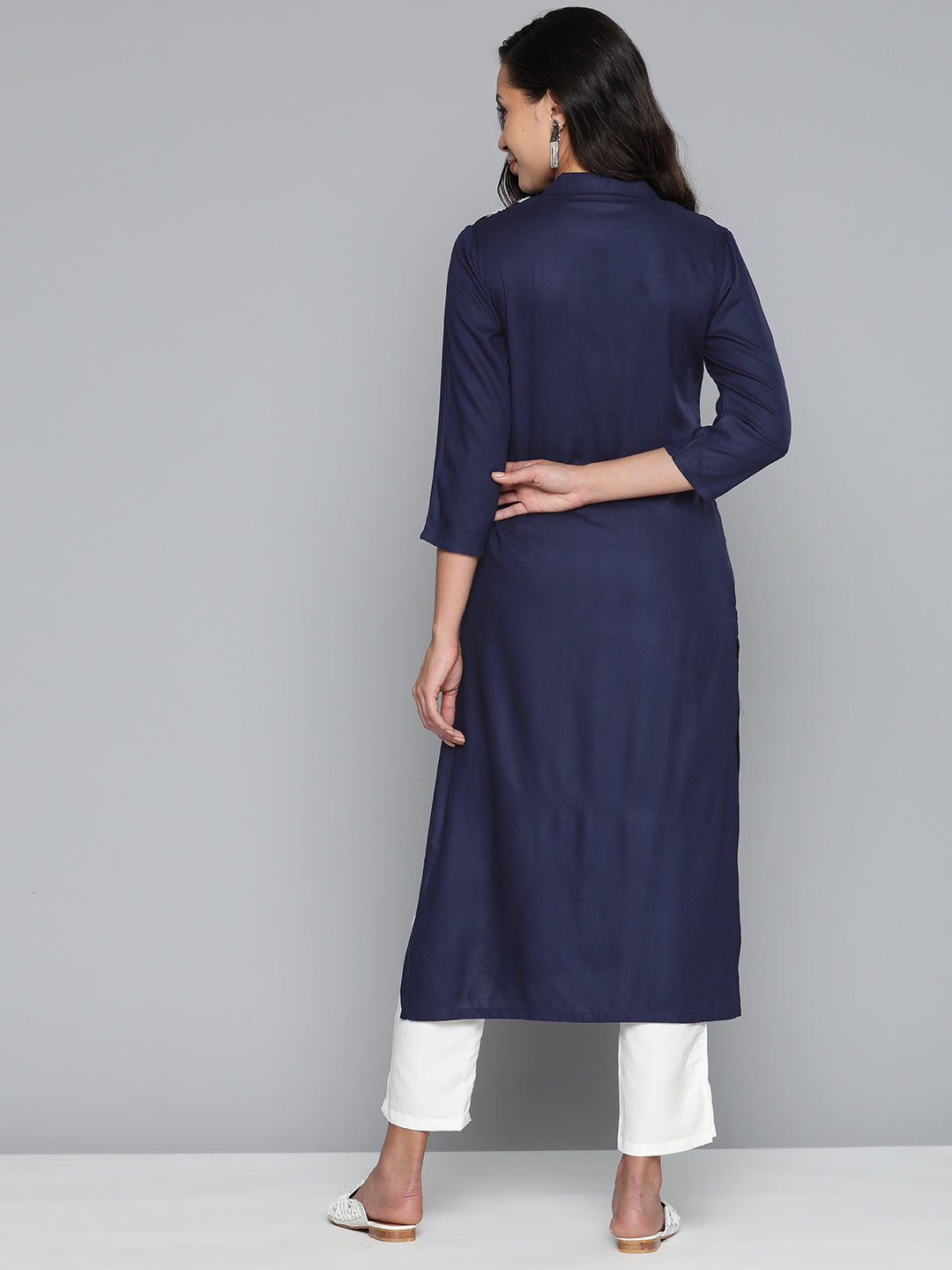 Jompers Paisley Embroidered Chikankari Navy Kurta ( JOK 1486 Navy )