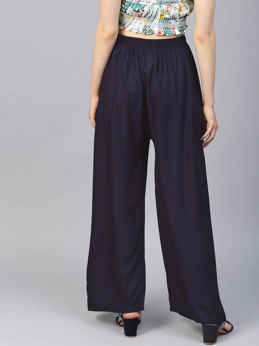 Jompers Women Navy-Blue Solid Straight Palazzos ( JOPL 2121 Navy)