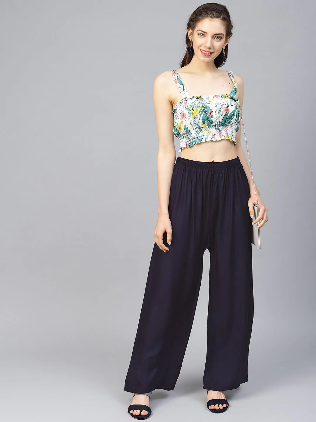 Jompers Women Navy-Blue Solid Straight Palazzos ( JOPL 2121 Navy)