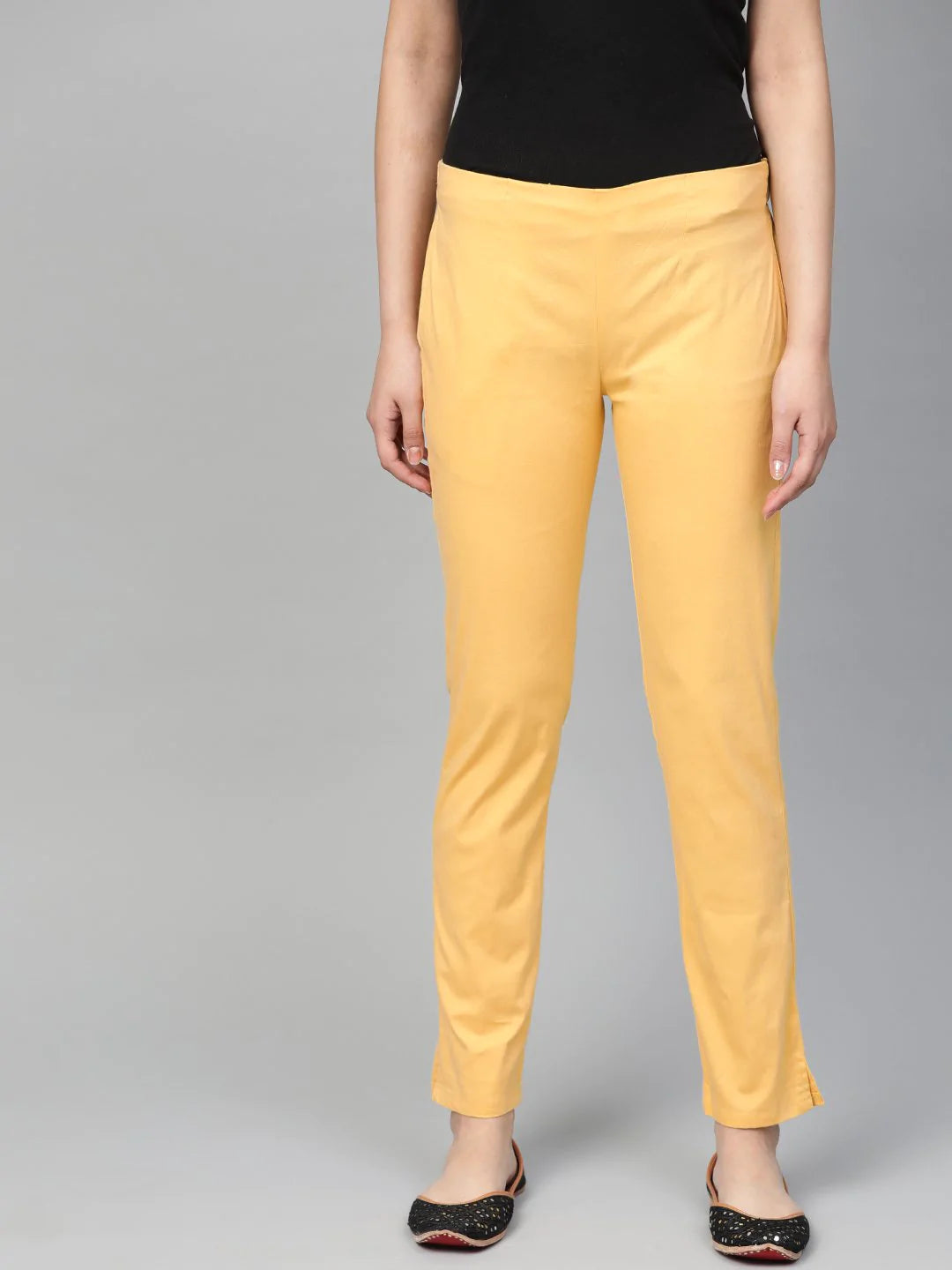 Jompers Women Beige Smart Slim Fit Solid Regular Trousers ( JOP 2119 Beige )