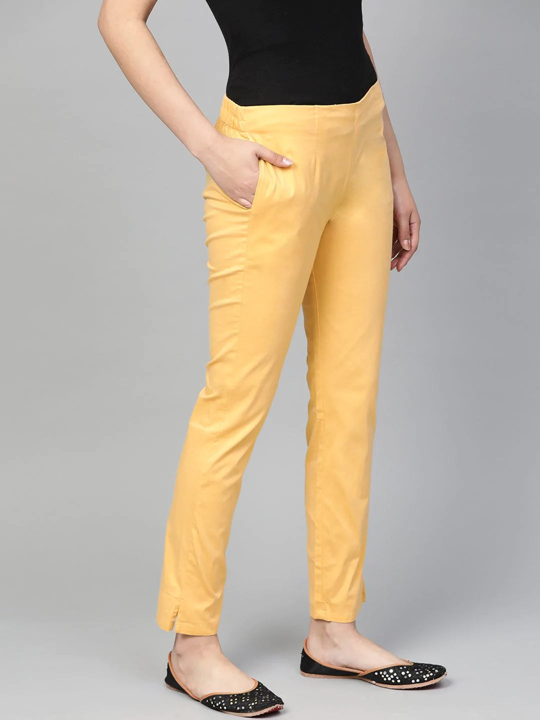 Jompers Women Beige Smart Slim Fit Solid Regular Trousers ( JOP 2119 Beige )